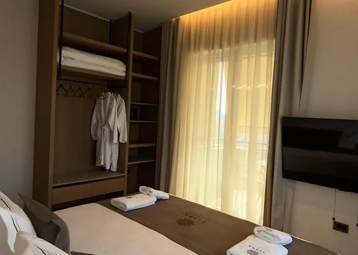 Terra Boutique Tiran