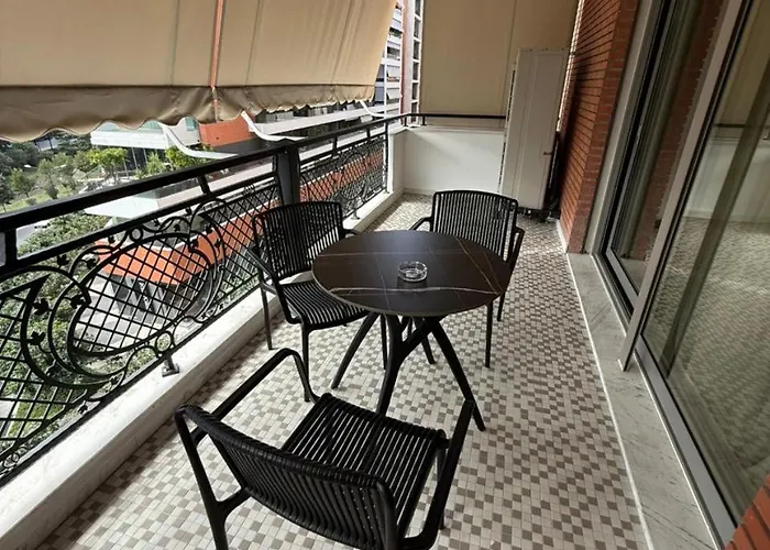 Terra Boutique 4* ティラナ