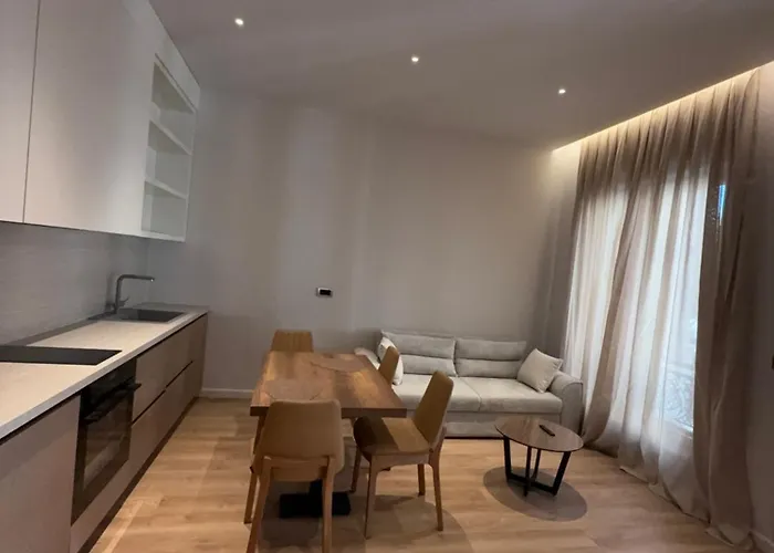 ホテル Terra Boutique ティラナ