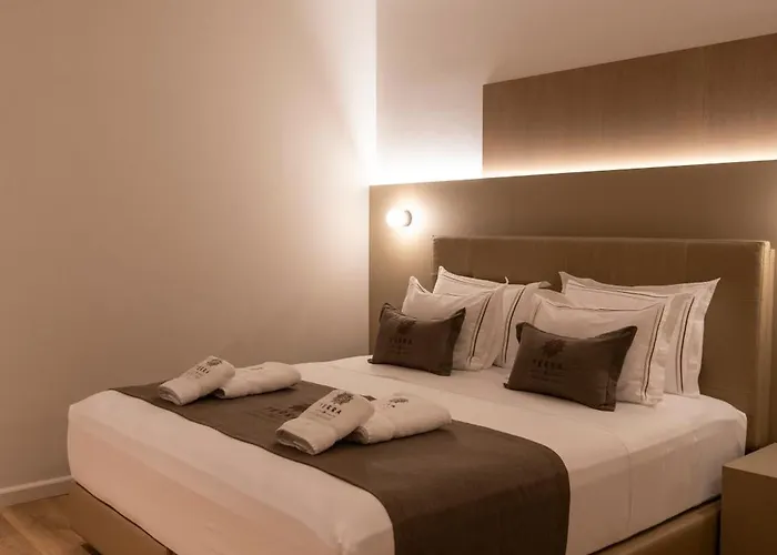 מלון Terra Boutique 4*